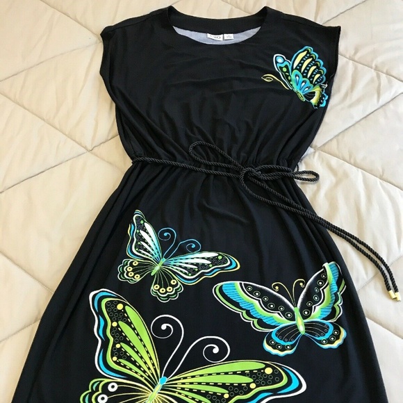 Cato Dresses & Skirts - CATO Black Cap Sleeve Dress w Butterflies Prints.